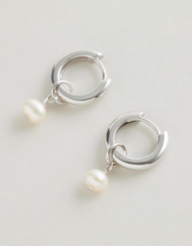 EL&RO Jewellery - Soma Pearl Huggie Earrings