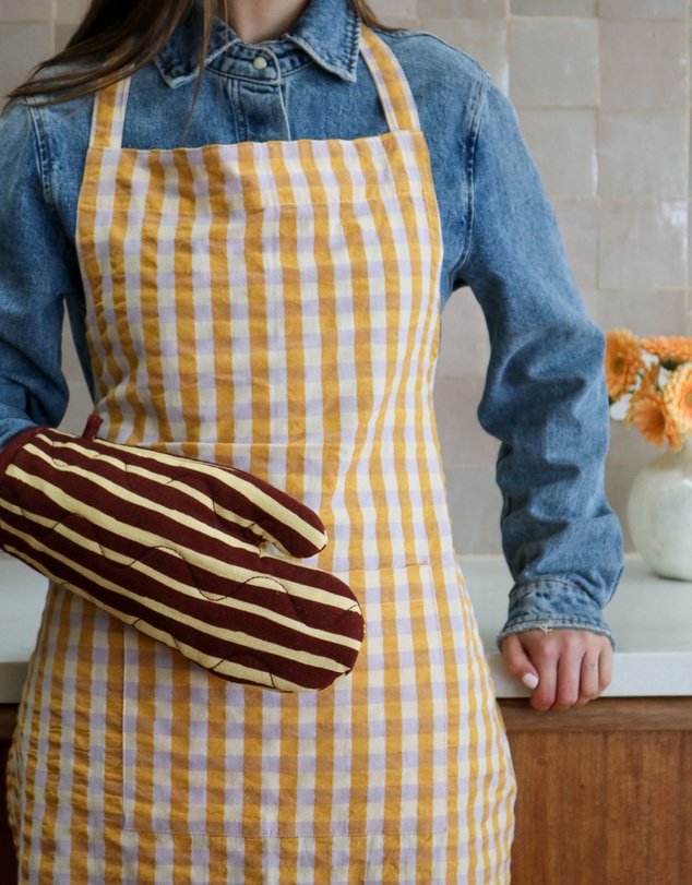 Mosey Me - Strokes Oven Mitt