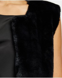 Mossée - Eliana Long Faux Fur Vest