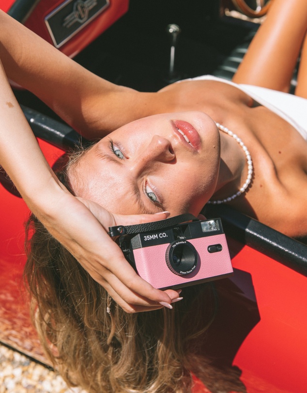 35mm co - The Reloader® - Reusable Film Camera