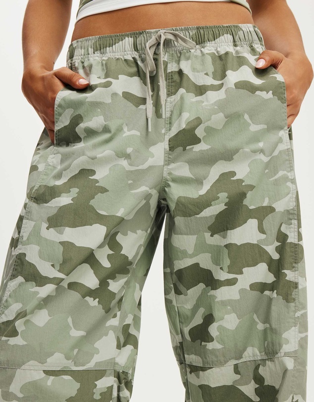 Cotton On Body Active - Utility Baggy Pant