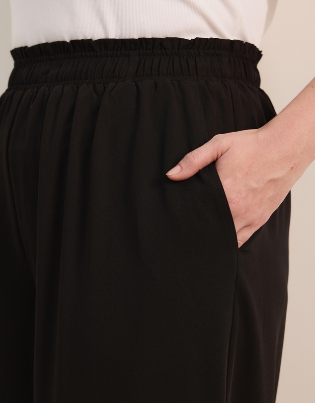 Atmos&Here Curvy - Flora Wide Leg Pants