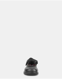 Ascent - Adela - D Width (Youth)