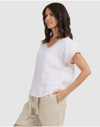 CAMIXA - Martina Linen V-Neck T-shirt