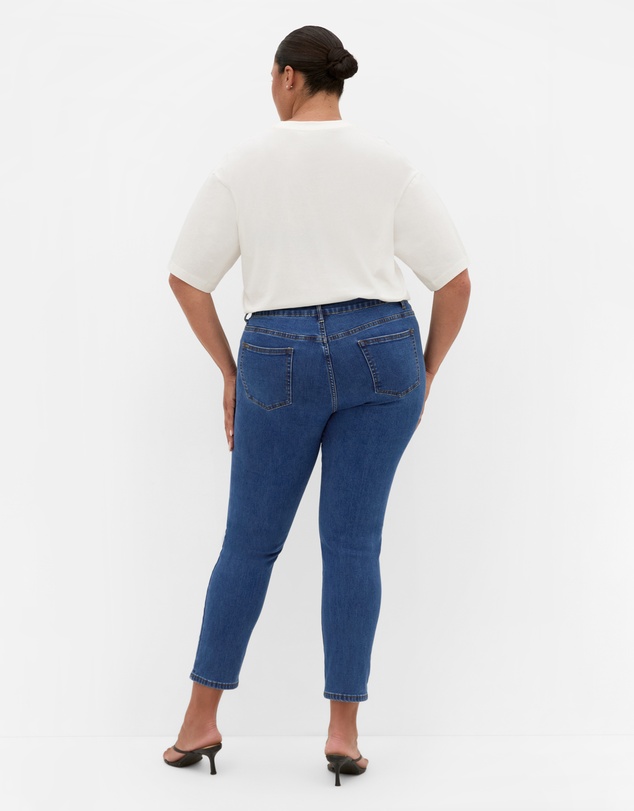 City Chic - Plus size Harley Fit Scarlet Skinny Leg Ankle Grazer Jean - mid wash