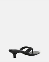 Steve Madden - Tracie Black Croc Heels