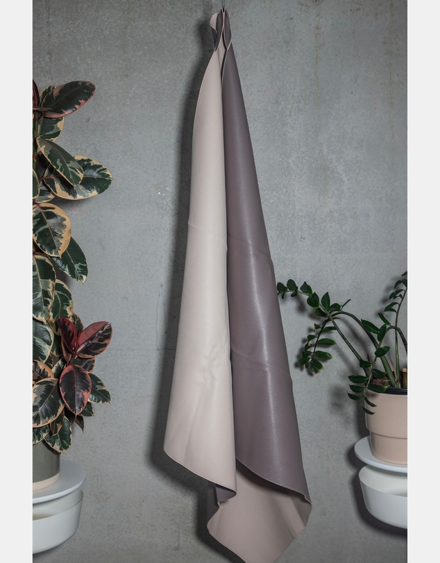 porter green - privv | vegan leather waterproof picnic rug