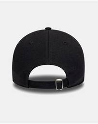 New Era - 9TWENTY New York Yankees Damaged Twill Cap