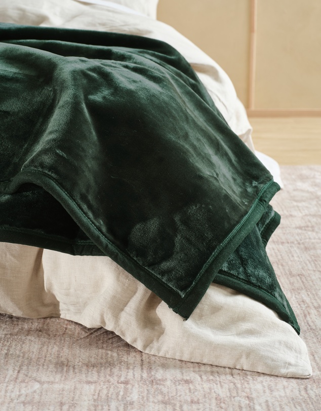 Linen House - Dover Blanket