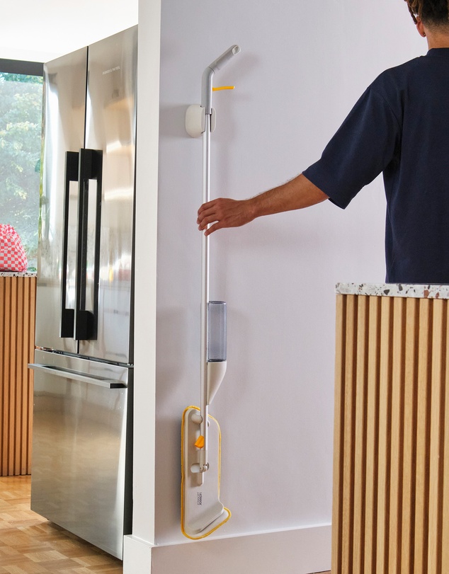 Joseph Joseph - CleanTech™ 2-in-1 Spray Mop