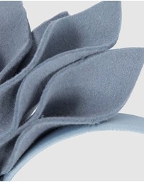 Max Alexander - Felt Blue Winter Racing Fascinator