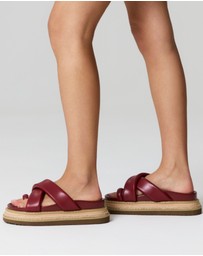 Verali - Thelma Flatform Slides