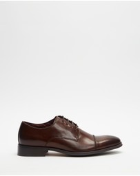 Julius Marlow - Bay