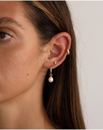 HOUSE OF SLANI - Dainty Crystal Pearl Stud Earrings
