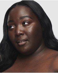 MAC - Studio Radiance Serum-Powered Foundation