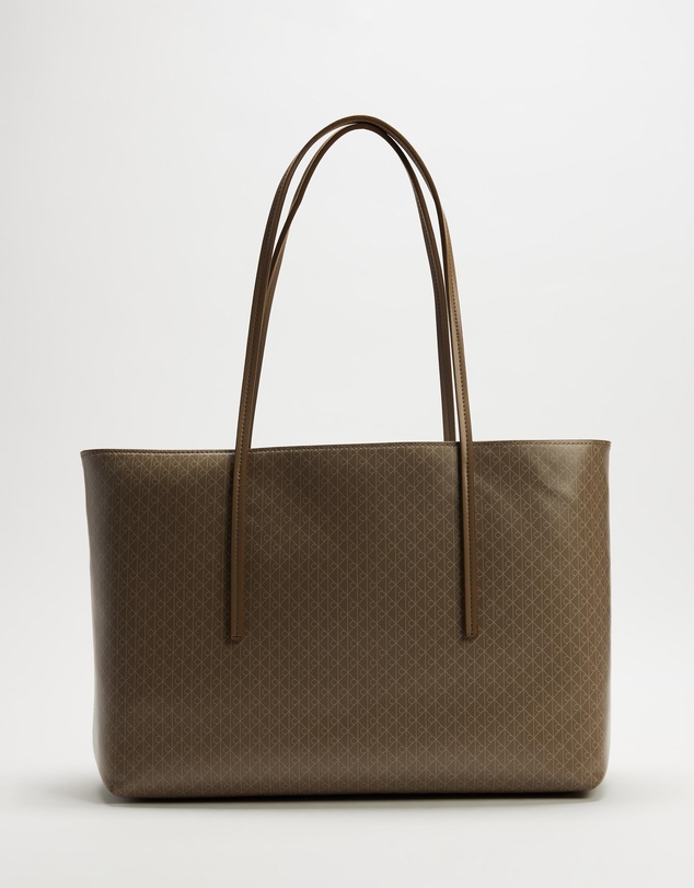 Calvin Klein - Emblem Aop Tote W/ Pouch