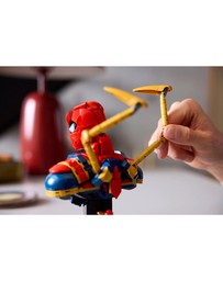 LEGO - 76326 Iron Spider-Man Bust