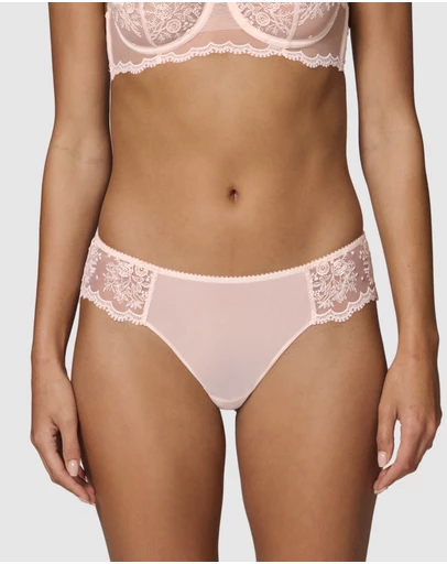 Simone Perele - Intrigue Tanga