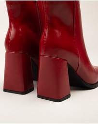 RAID - Hermine high block heeled boots in red