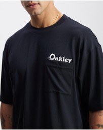 Oakley - Retro Flag Tee 1.0