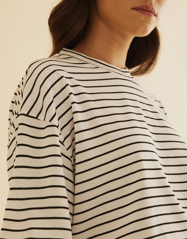 Atmos&Here - Relaxed Stripe Tee