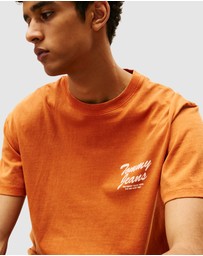 Tommy Jeans - Back Graphic Relaxed Crew Neck T-Shirt