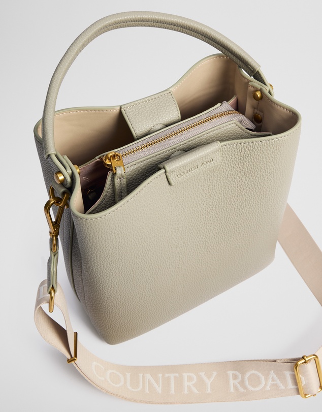 Country Road - Spliced Bucket Bag