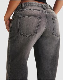 Cotton On - Curvy Low Rise Straight Jeans