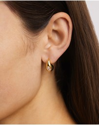 By Charlotte - Dewdrop Small Earrings