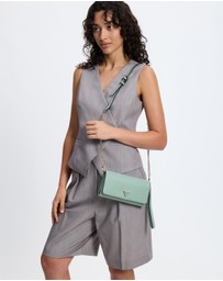 GUESS - Noelle II Crossbody Flap Organizer