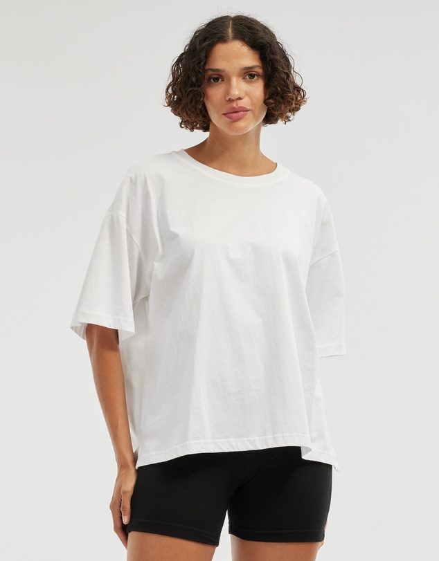 Amelius - Leah Boyfriend Tee