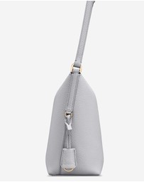 Maison De Sabre - The Zipped Bucket Bag
