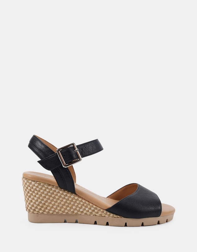 Clarks - Nadia Black