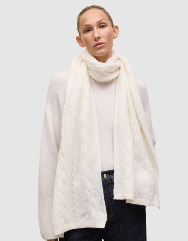 Trenery - Cable Knit Scarf