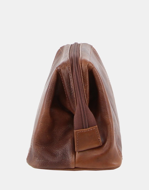 Pierre Cardin - Pierre Cardin Rustic Leather Toiletry