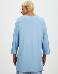 Surrounded By Ghosts - The Alloclasite Relaxed 3/4 Sleeve T-Shirt
