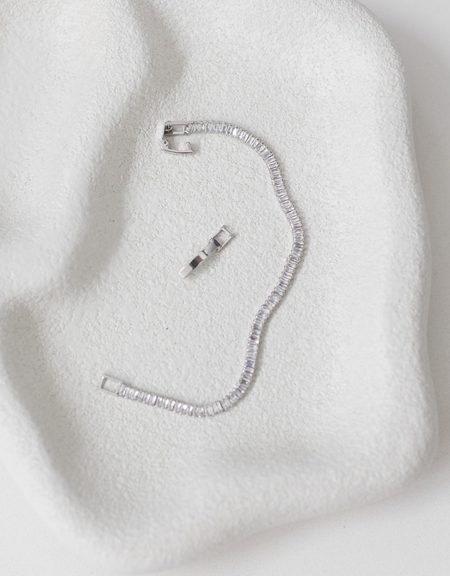 The White Collection - Sidney Bracelet - Baguette Silver Tennis Bracelet