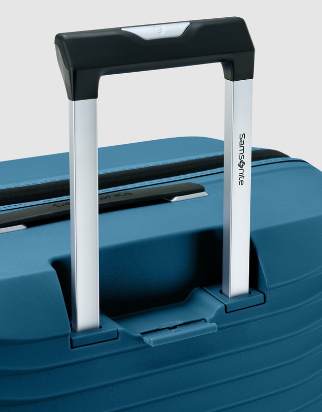 Samsonite - Upscape Check-In Large 75Cm 3.4Kg Suitcase Expandable