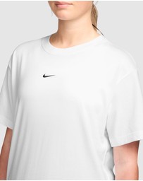 Nike - Sportswear Classic Short Sleeve Tee