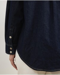 Atmos&Here Curvy - Romy Oversized Denim Shirt