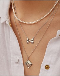 Wanderlust + Co - Bow Tie Pasta Silver Necklace