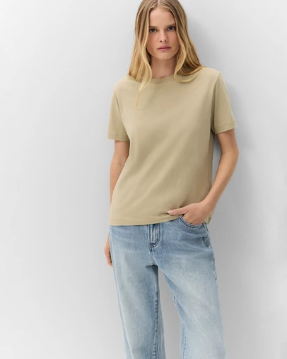 UNISON - The Classic Crew Tee