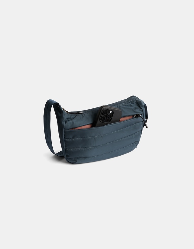 Bellroy - Laneway Crescent Bag 2.5L