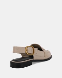 Miss Sofie - Leo Flats