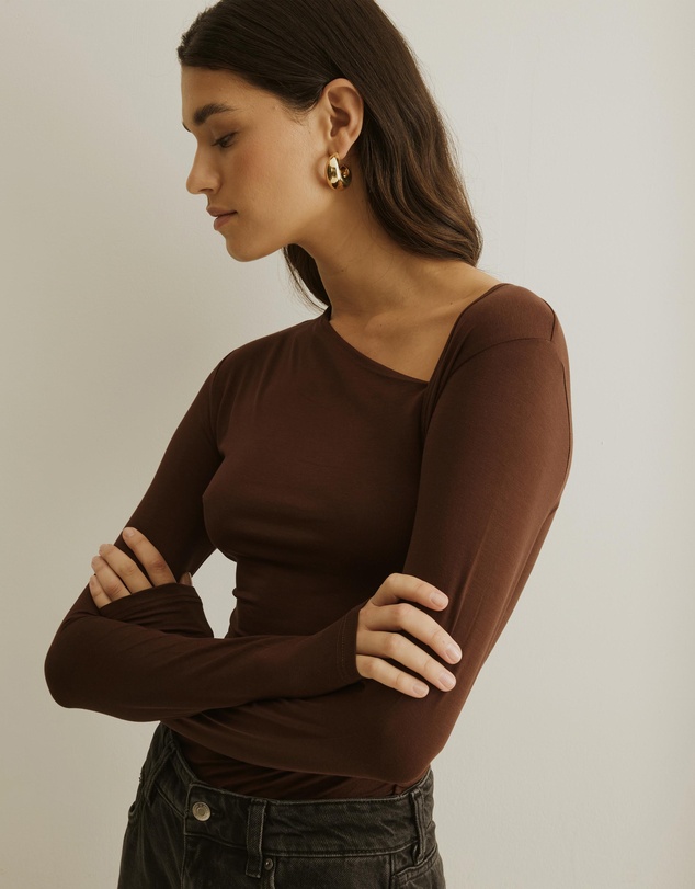 Atmos&Here - Asymmetric Long Sleeve Top