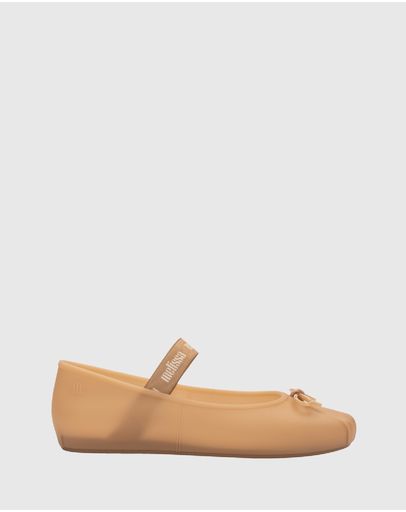 Milky Beige