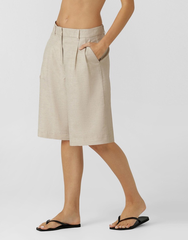 Lorna Jane - Hamptons Linen Bermuda Shorts