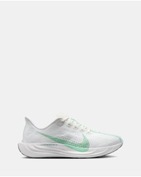 Nike - Pegasus Plus - Women's
