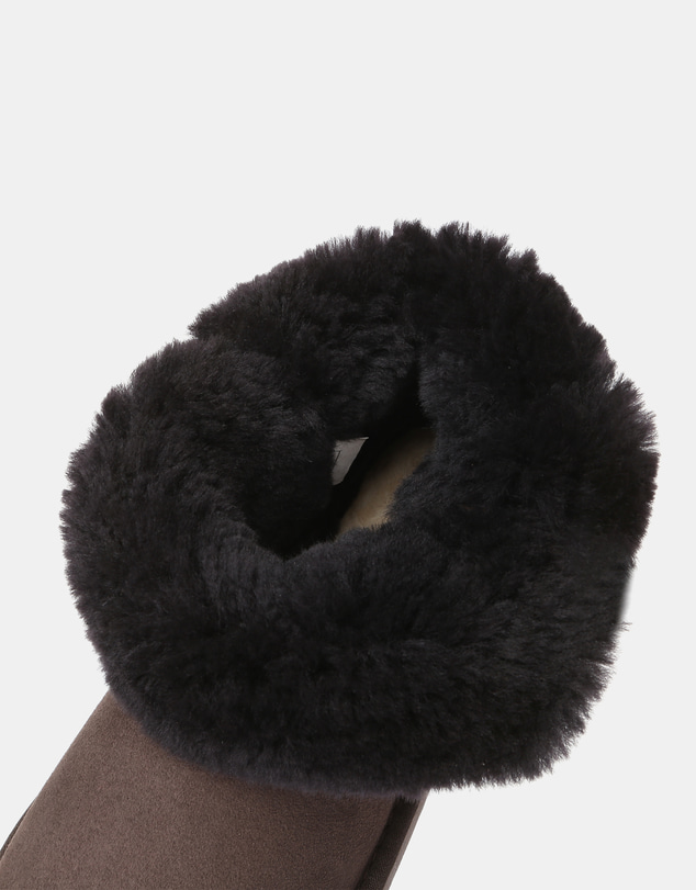 EVERAU - Australian Shepherd Ugg Mini Button Sheepskin Upper UGG Boots