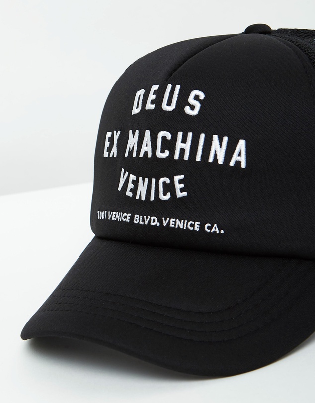 Deus Ex Machina - Venice Address Trucker